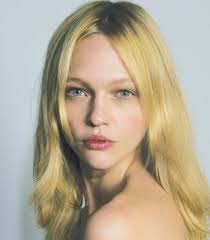 SASHA PIVOVAROVA